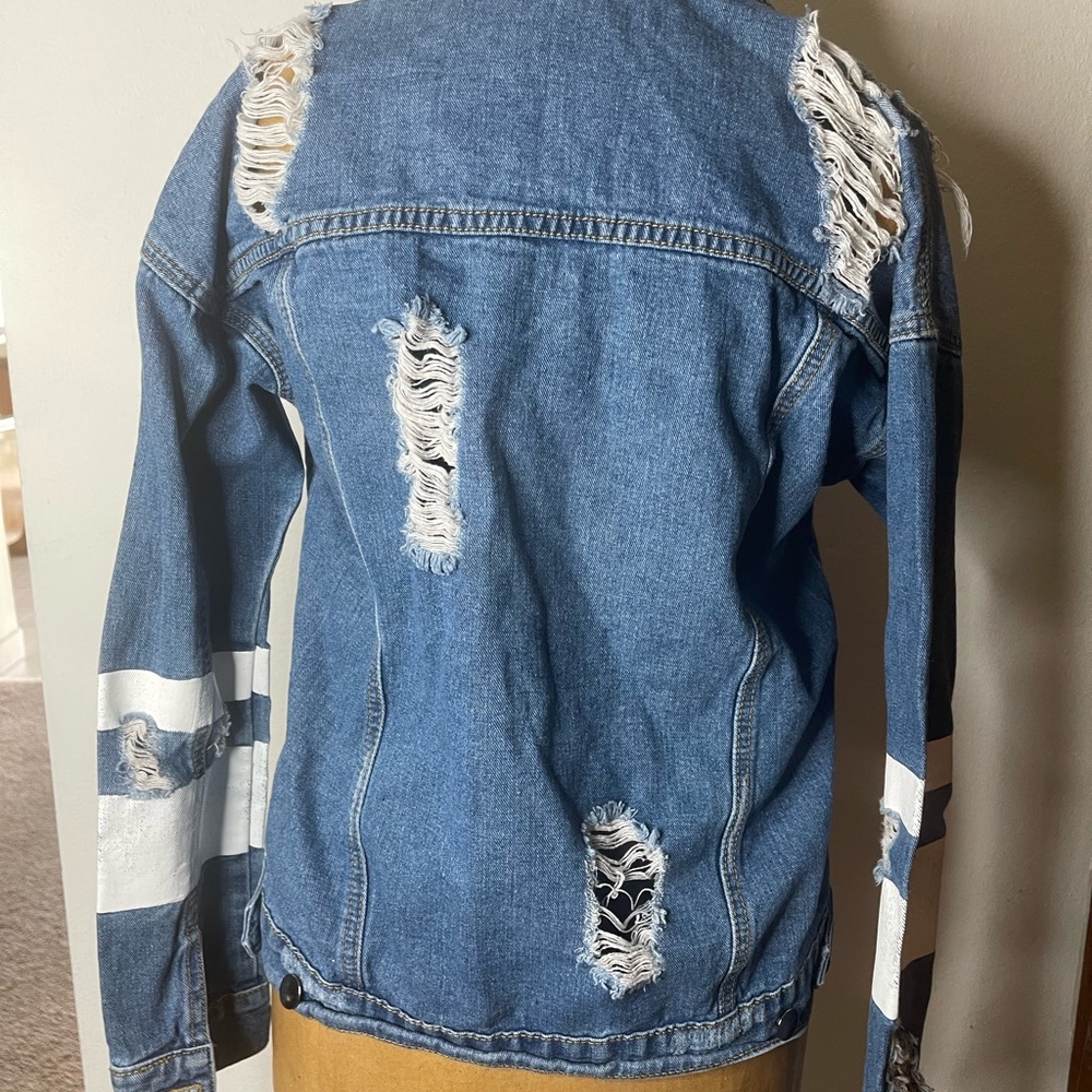 denim jacket - Picture 13 of 17